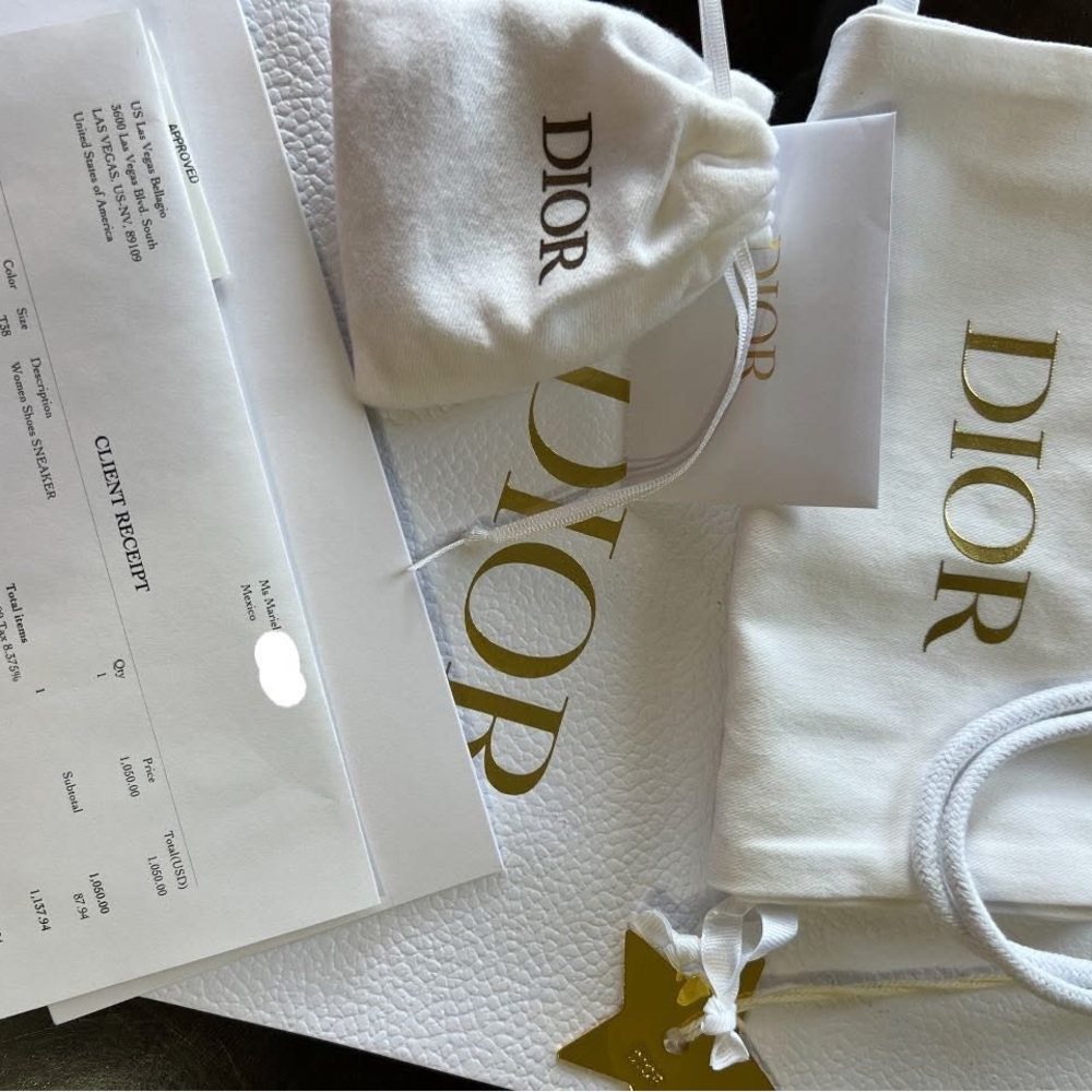 Dior sneakers - Picture 1 of 4